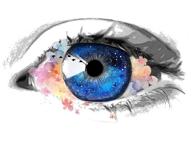 4 Simple Ways To Soothe Dry Eyes, From A Functional Eye Doctor